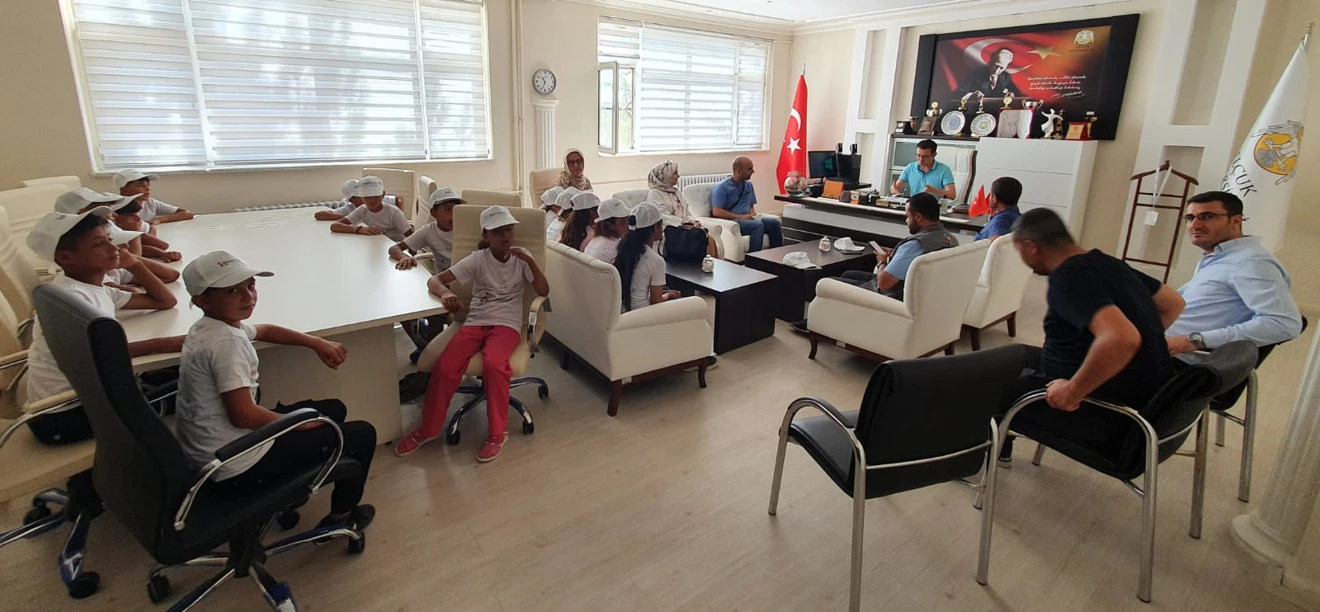 Pikolo Derneği Yaz Okulu Öğrencilerinin Meslek Yüksekokulumuza Ziyaretleri